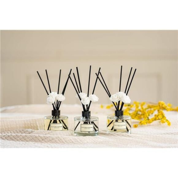 Reed Diffuser 6.7 oz (200ml) Black Cherry Scented Reed Diffuser Set - Picture 5 of 7